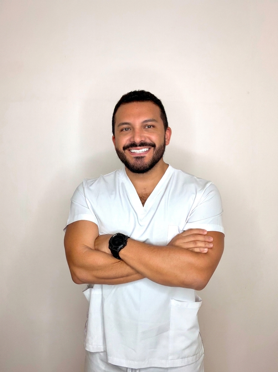 Dr. Edwin Girón Peralta